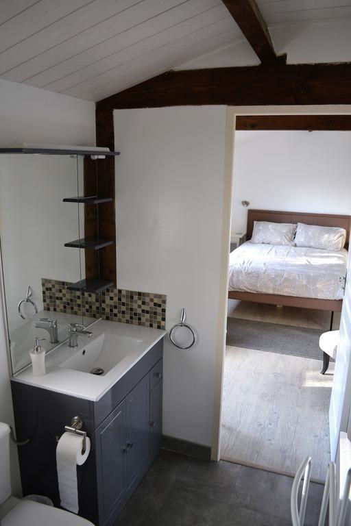 Bed and Breakfast Le Moulin De Lusseau Chef-Boutonne Exterior foto